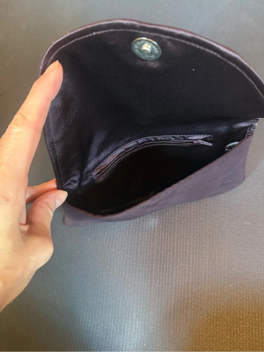 Women’s Violet Suede-felt Owl Clutch - Stylish Evening Bag